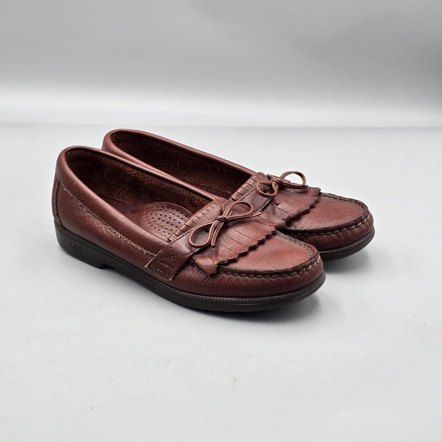 SAS Women's Size 7.5 S EUC Made In Maine Burgundy Leather Kiltie Loafers Shoes