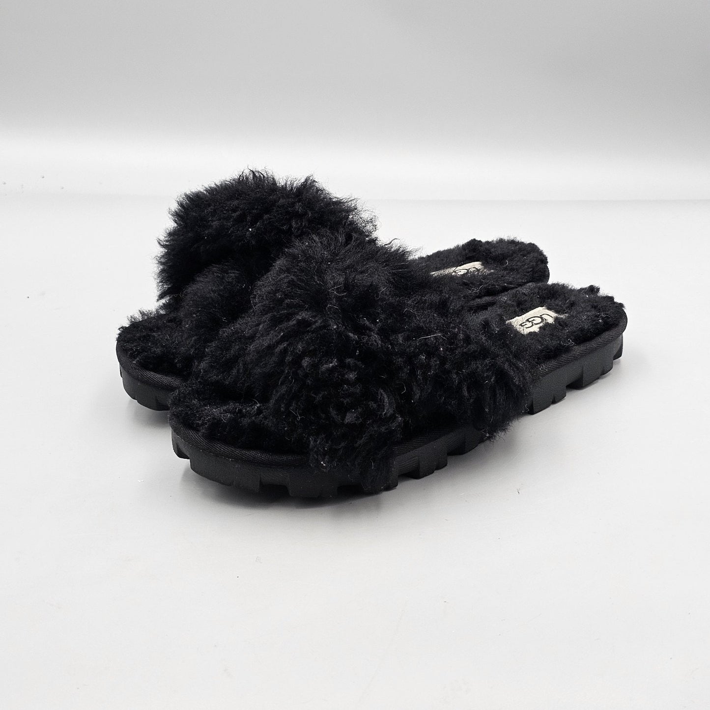 Ugg Women's Size 6 US VGC Sugar Cross Black Wool & Faux Fur Fuzzy Sandals